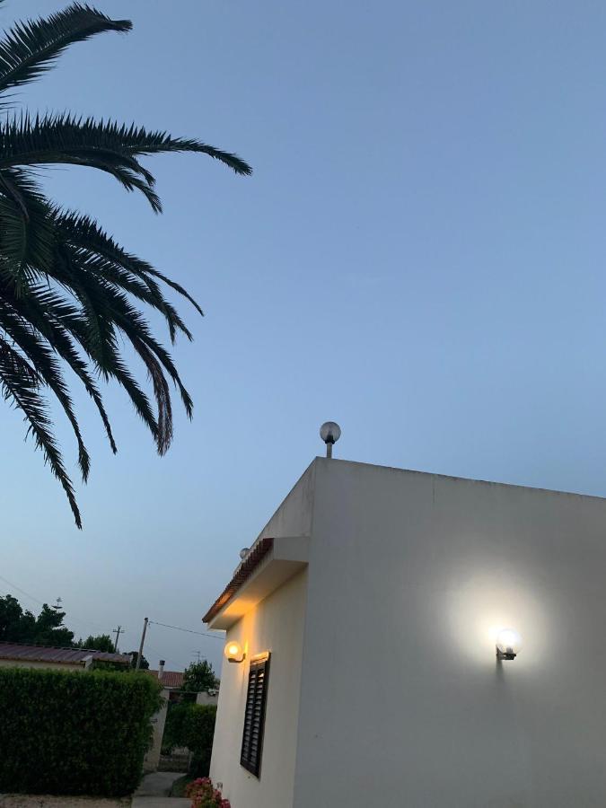 Residence Cuba Alloggi Per Turismo Fontane Bianche Exteriér fotografie
